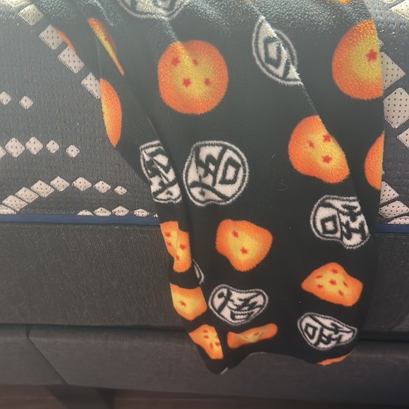 XL DragonBall Z Onezie - Picture 3 of 4